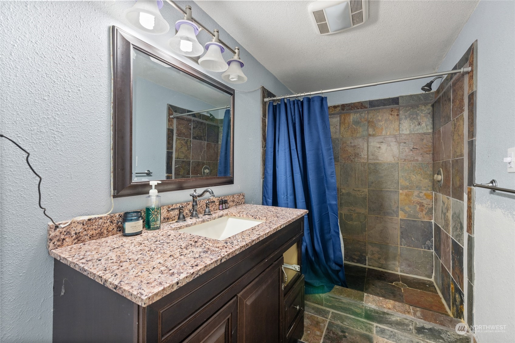 871 SE Mill Creek Rd