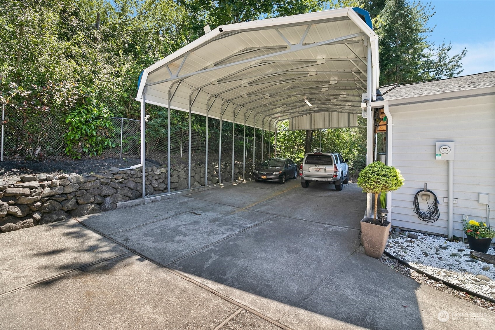 860 SE Baby Doll Road
