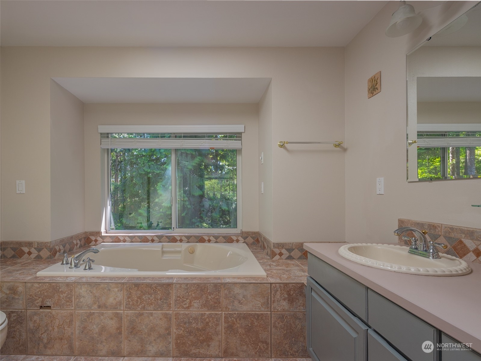 1384 SW Station Circle Road