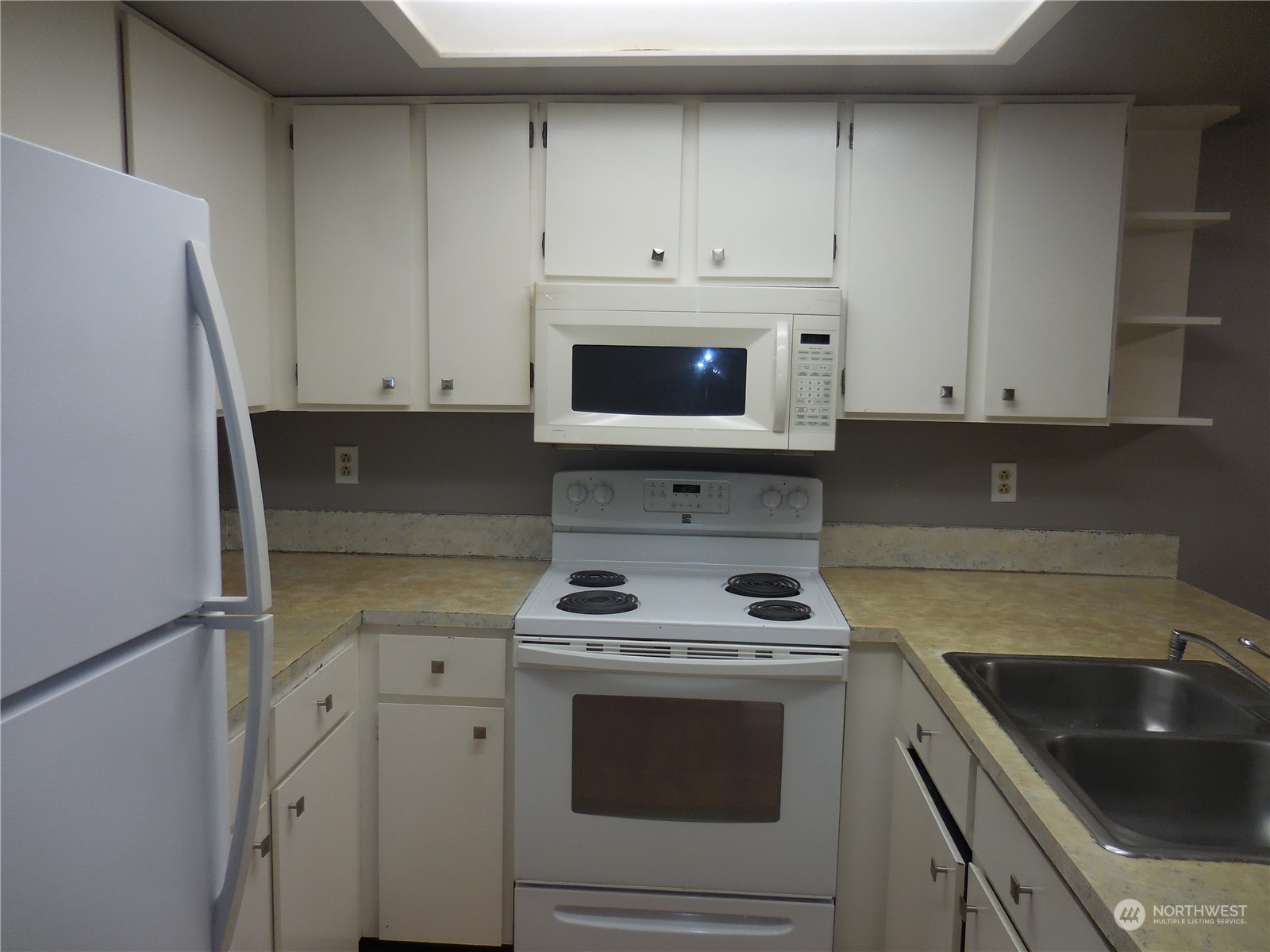 2949 SE Mile Hill Drive Unit: C-8