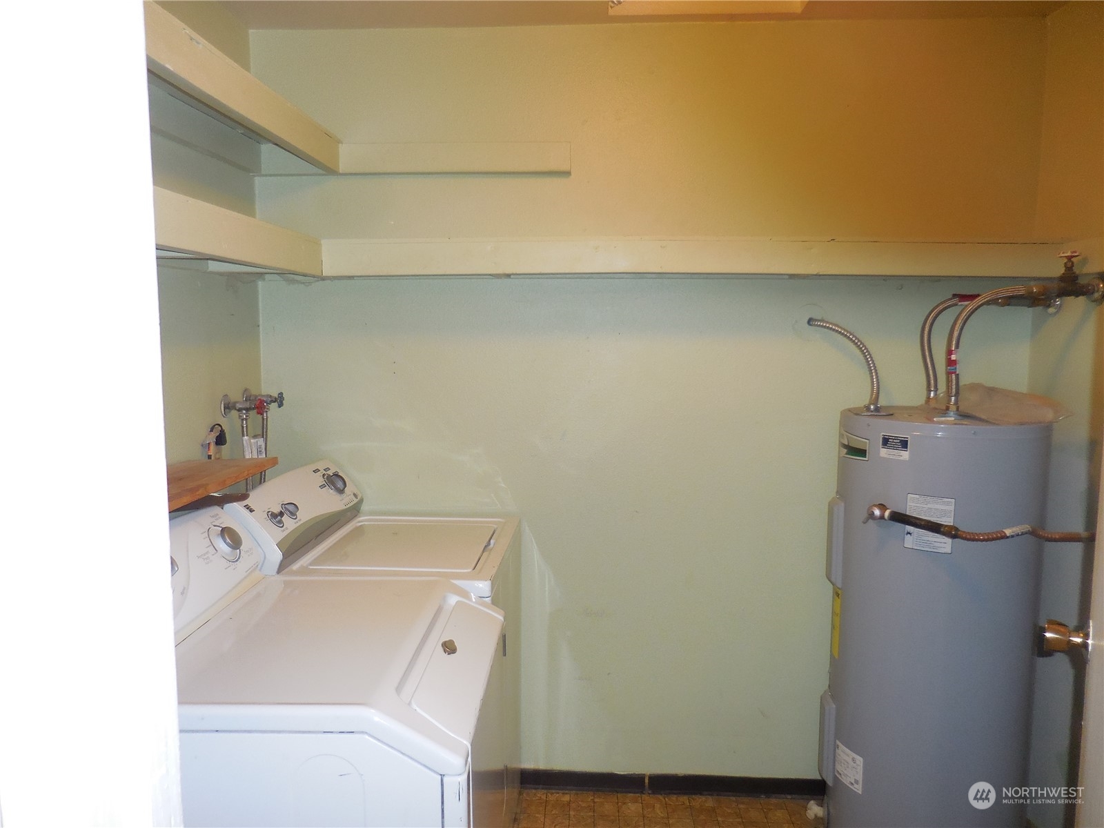 2949 SE Mile Hill Drive Unit: C-8