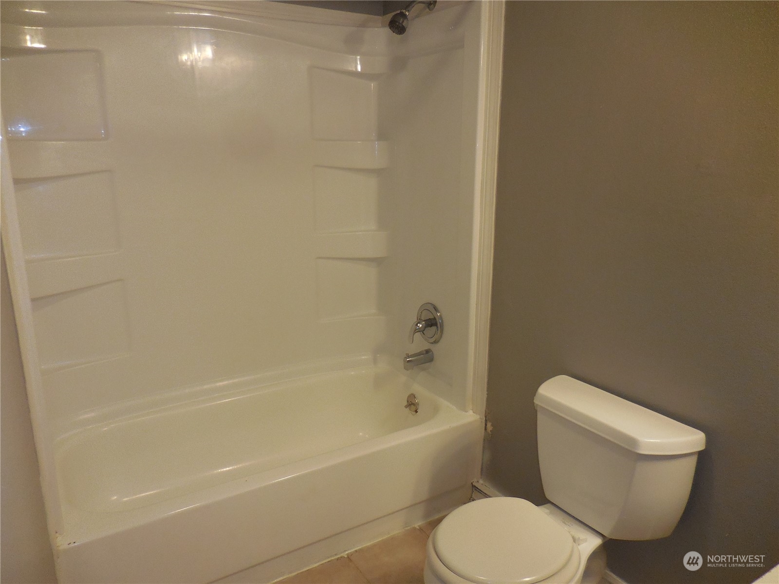 2949 SE Mile Hill Drive Unit: C-8