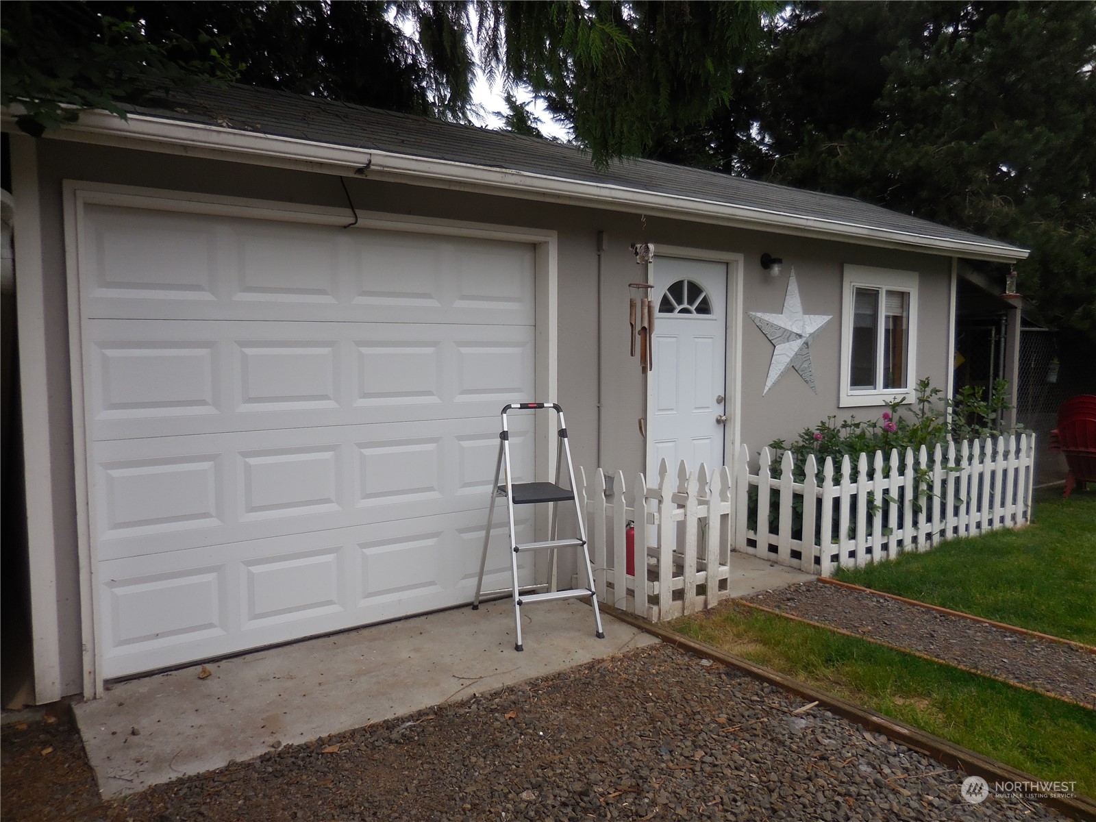 3654 Branson Drive SE