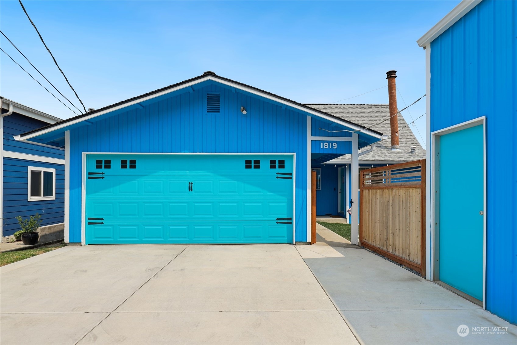 1819 Bay Street