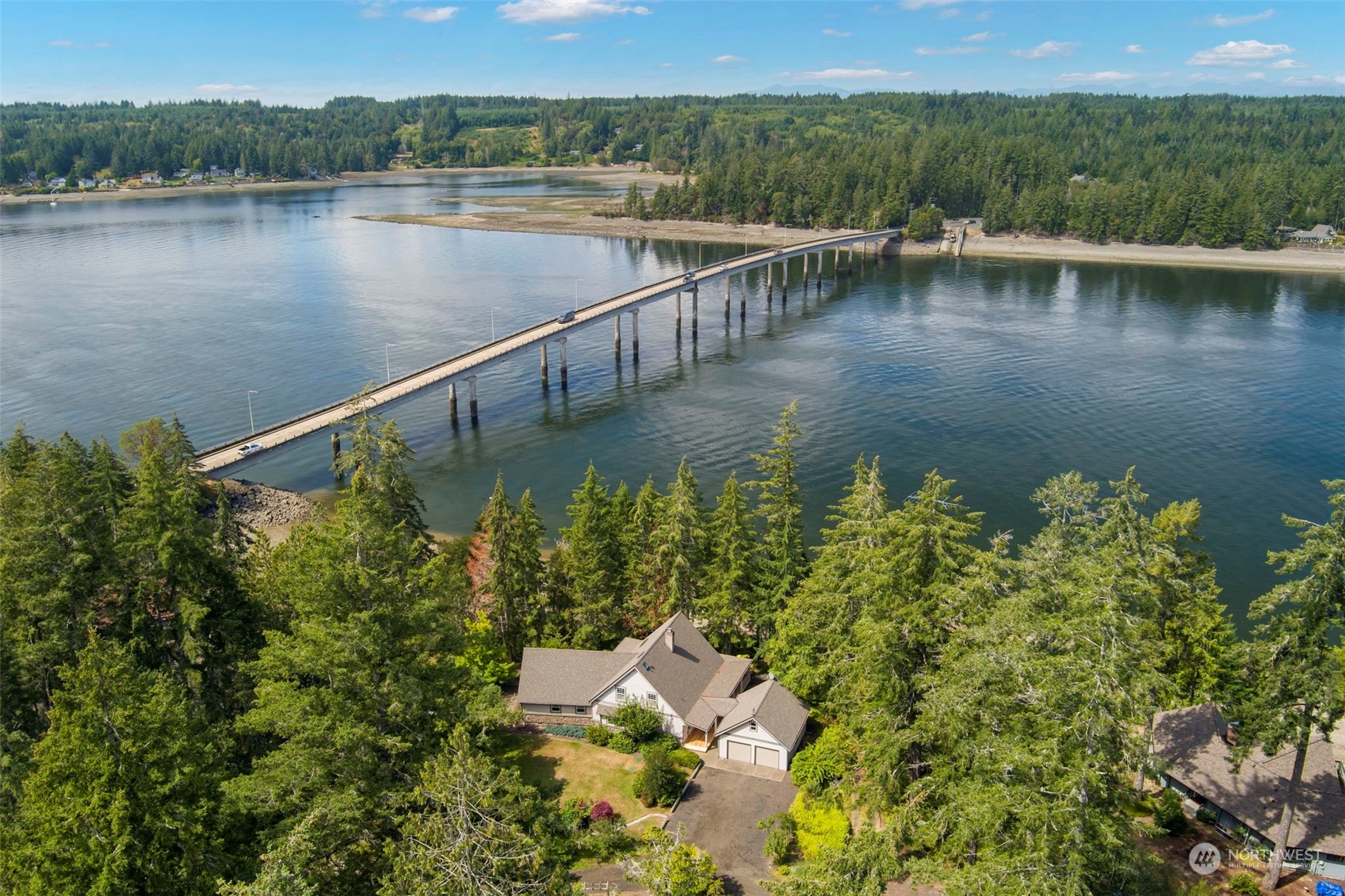 41 E Howard Cove Lane
