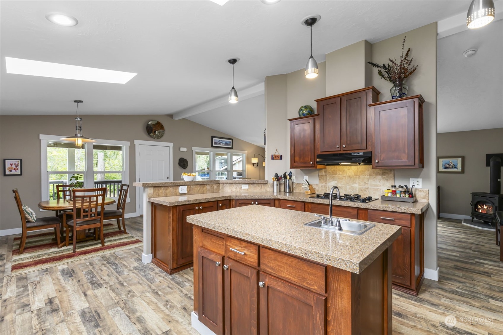 5326 SW Old Clifton Road