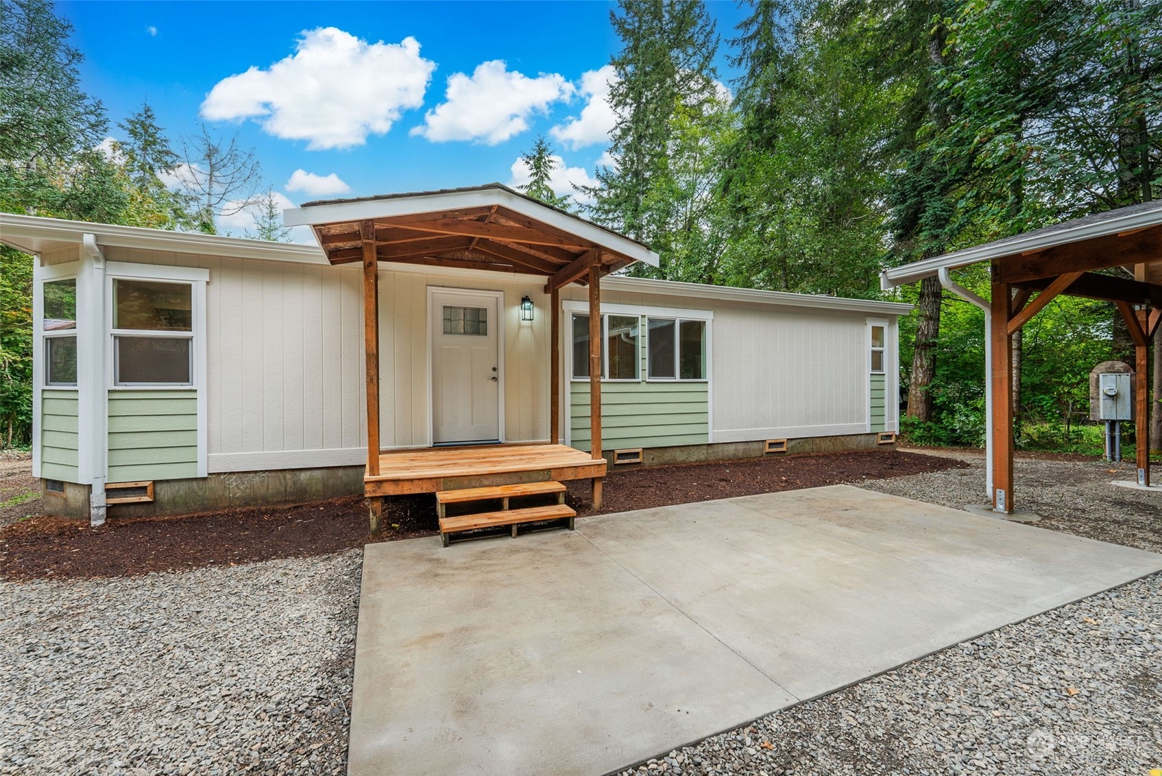 1401 NE Tahuya River Drive