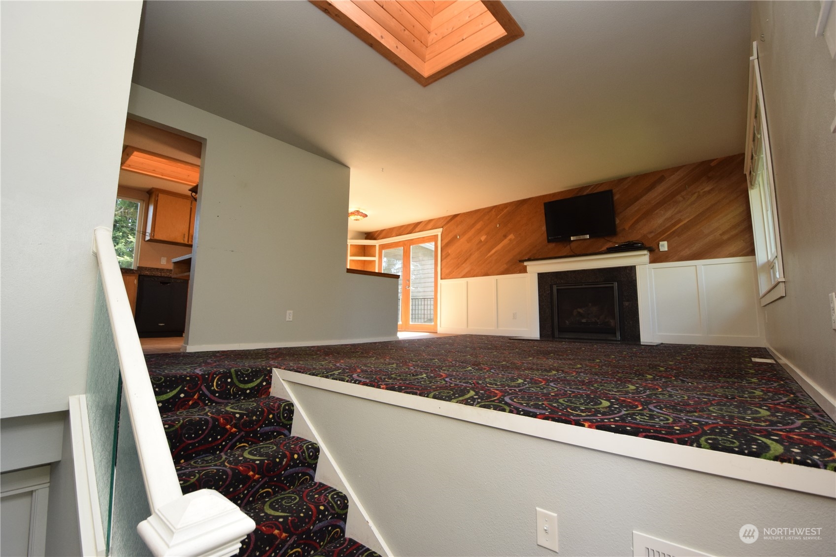 16736 6th Avenue NE