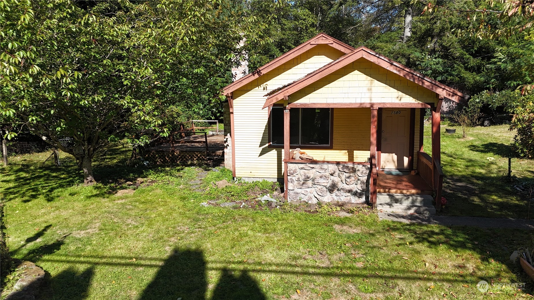 1580 Saddle Club Road