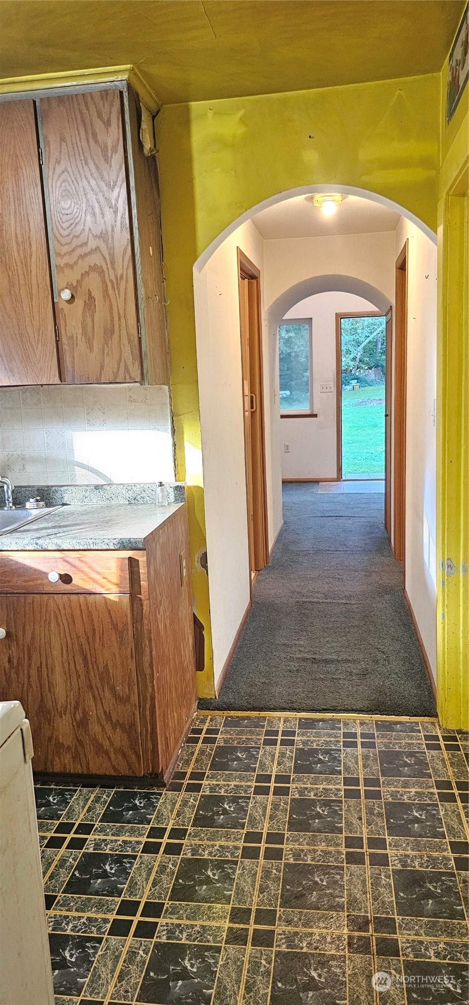 1580 Saddle Club Road