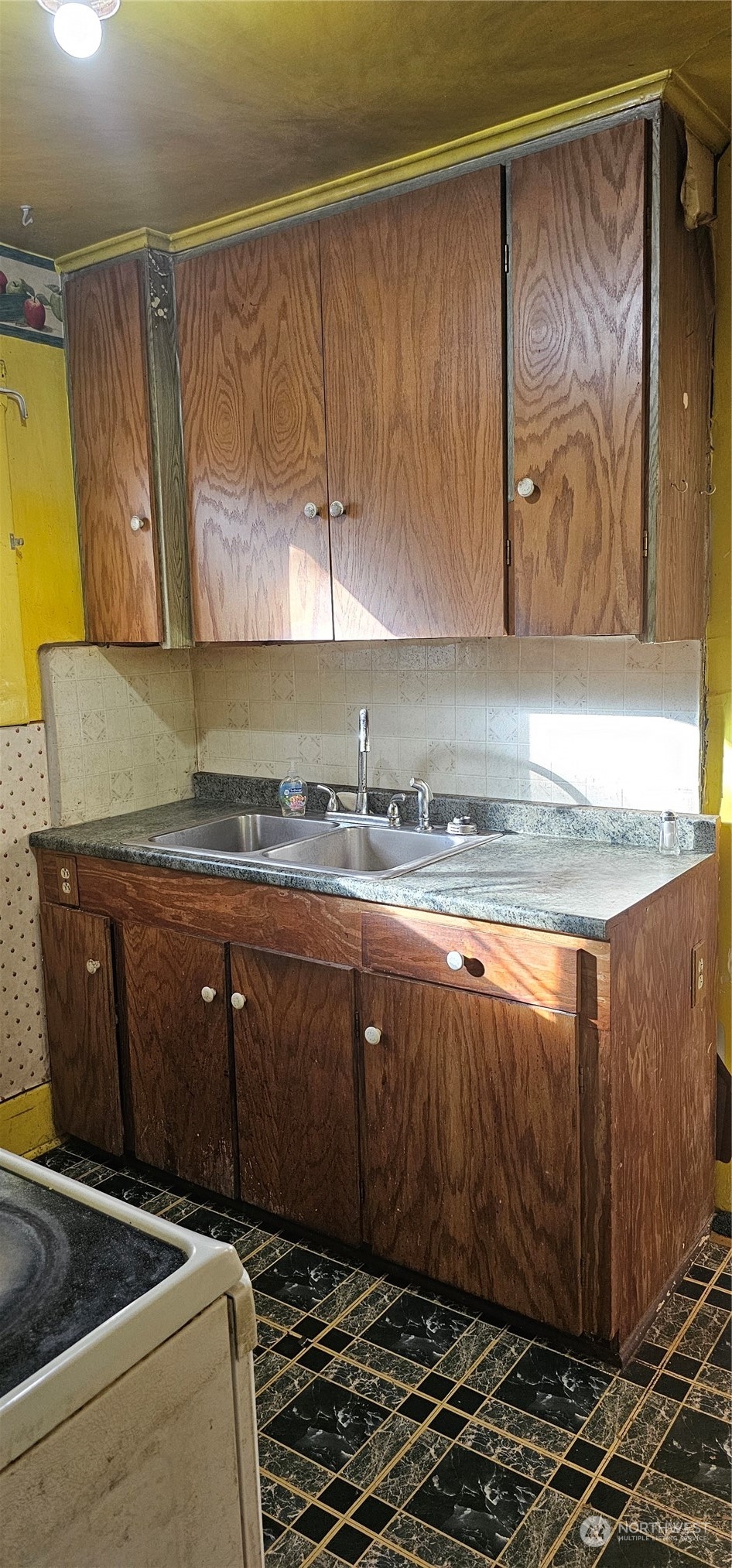 1580 Saddle Club Road