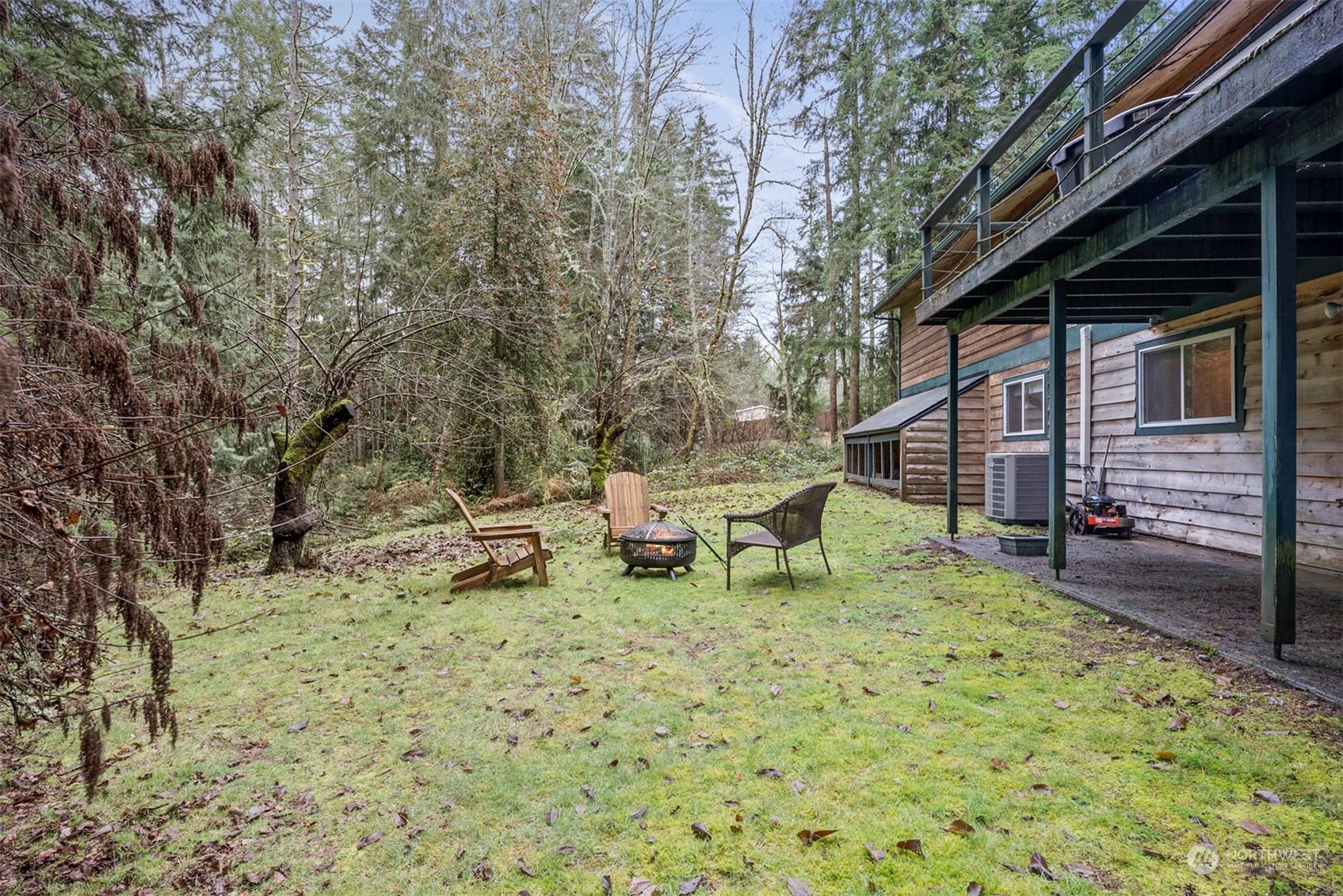 675 SW Rainbow Ridge