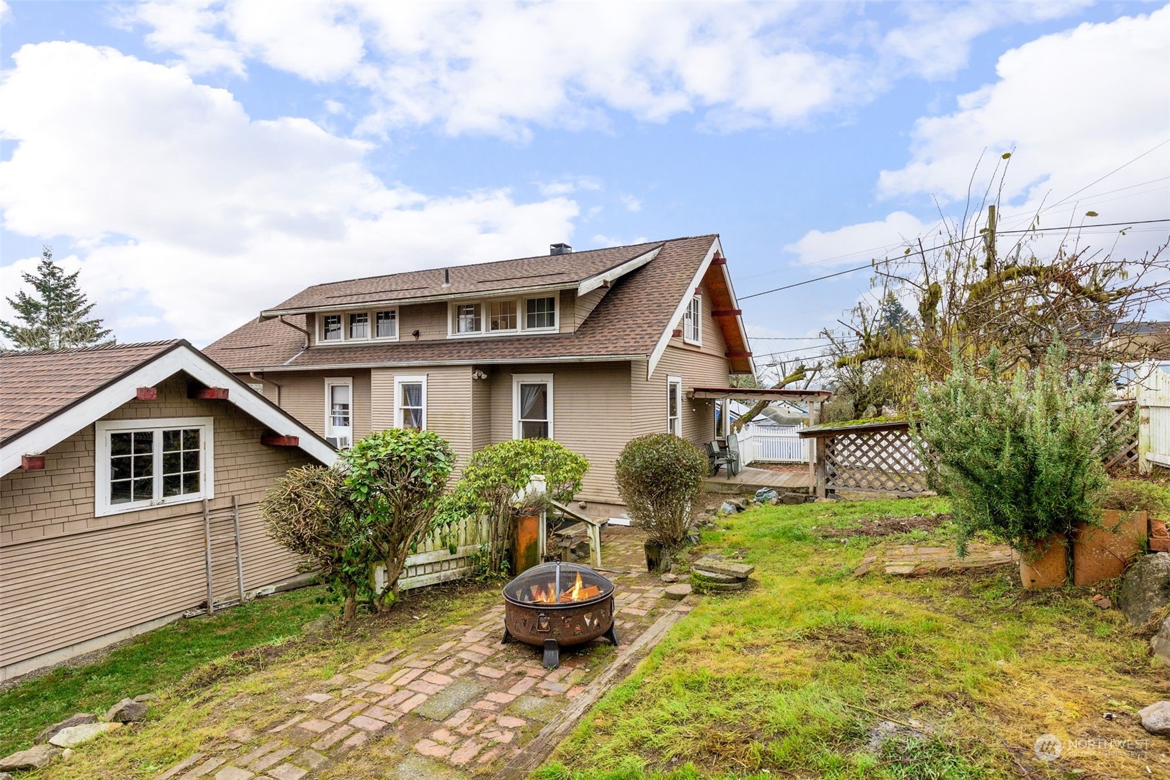 303 N Cambrian Avenue