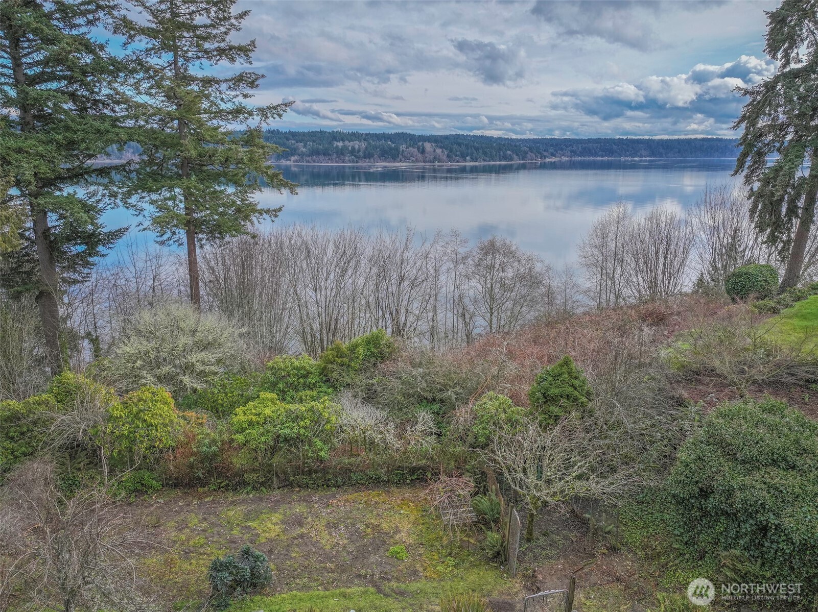 15525 Sunny Cove Drive