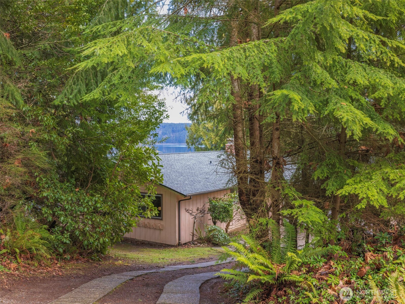 15525 Sunny Cove Drive