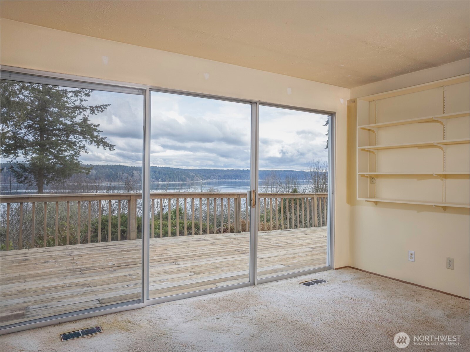 15525 Sunny Cove Drive