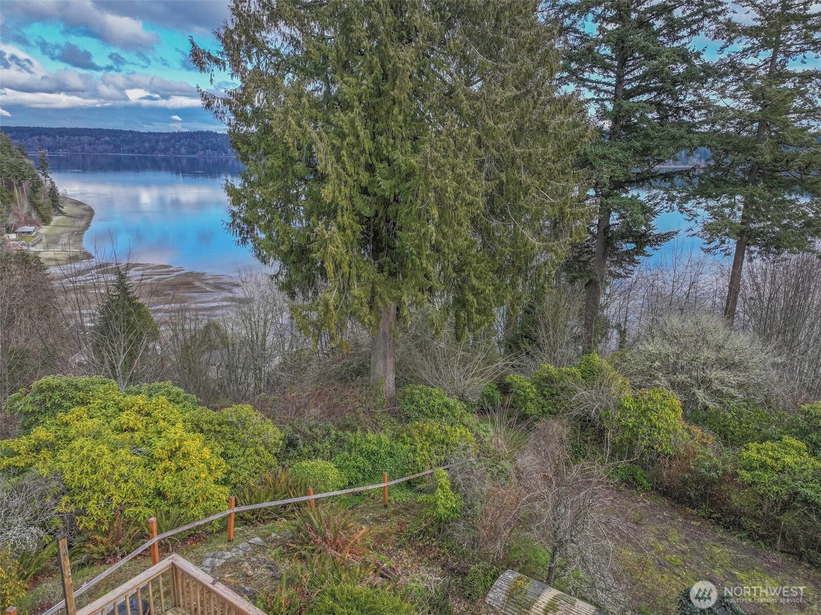 15525 Sunny Cove Drive