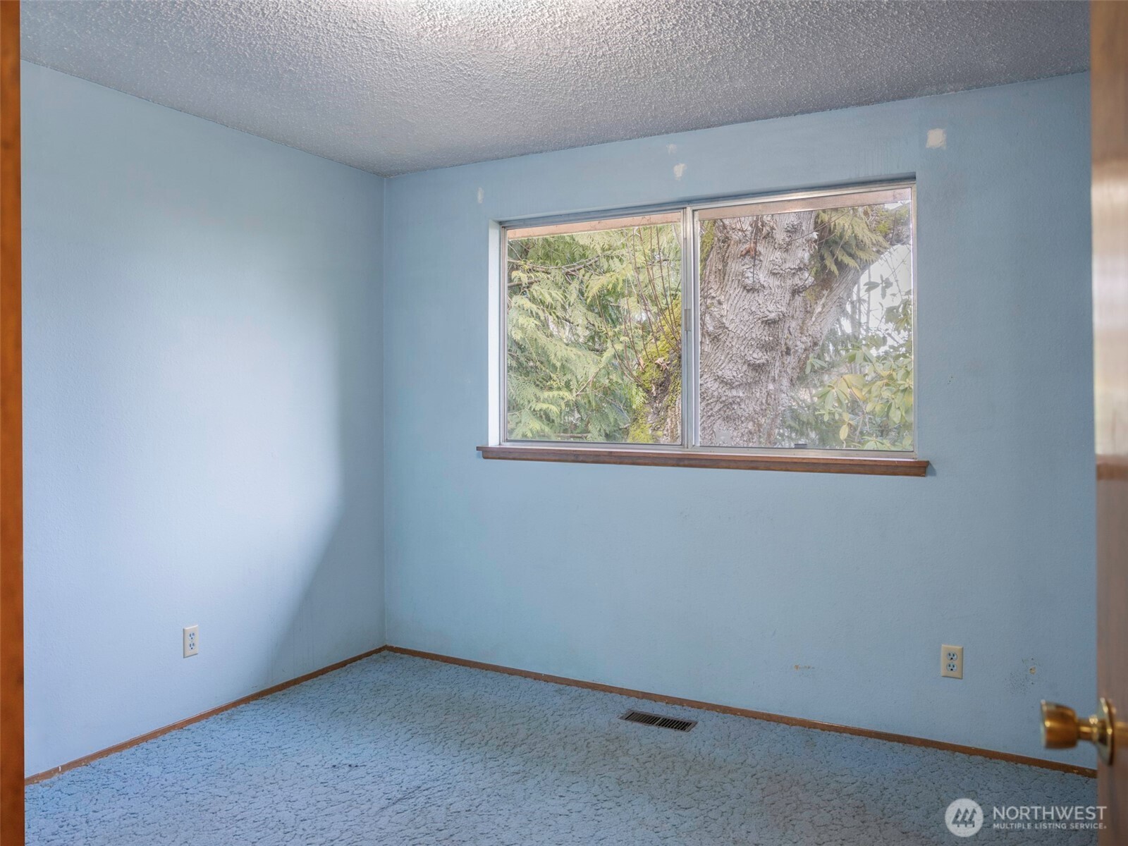 15525 Sunny Cove Drive