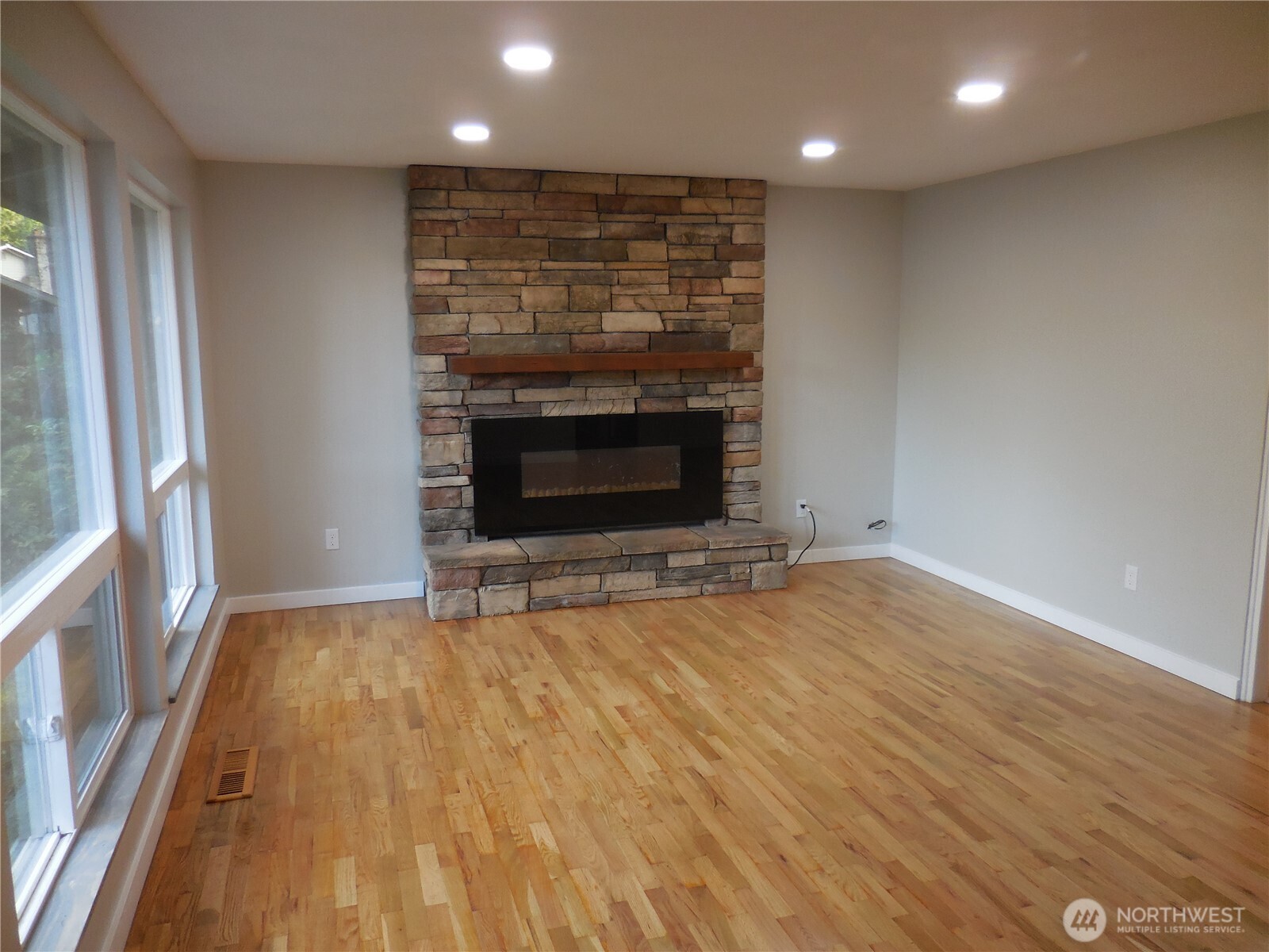 3336 SE Cedar Court