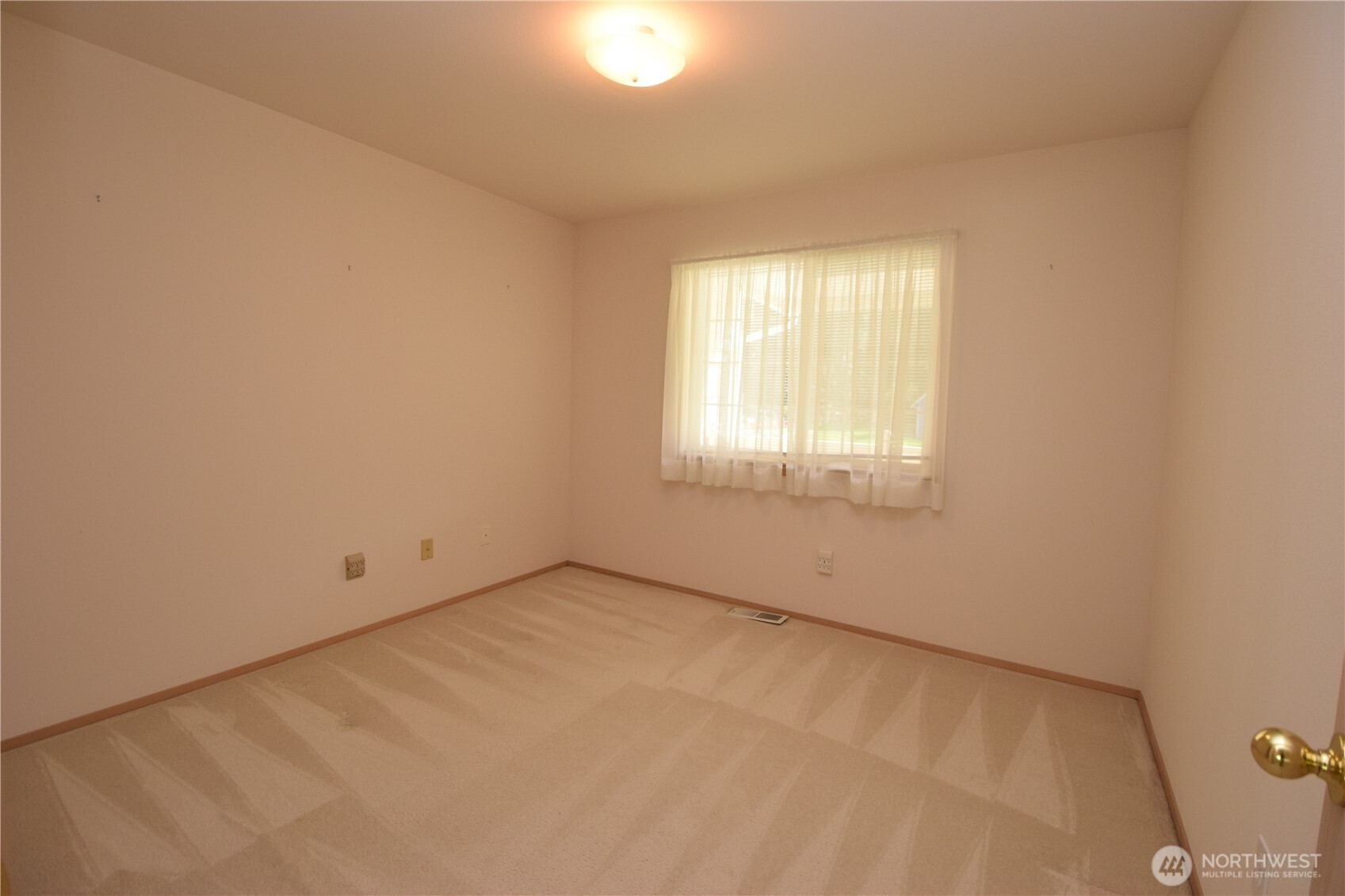 4024 NW Flintwood