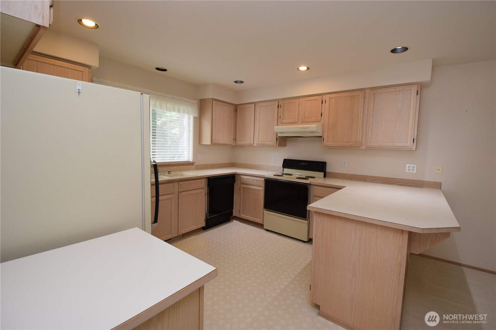 4024 NW Flintwood