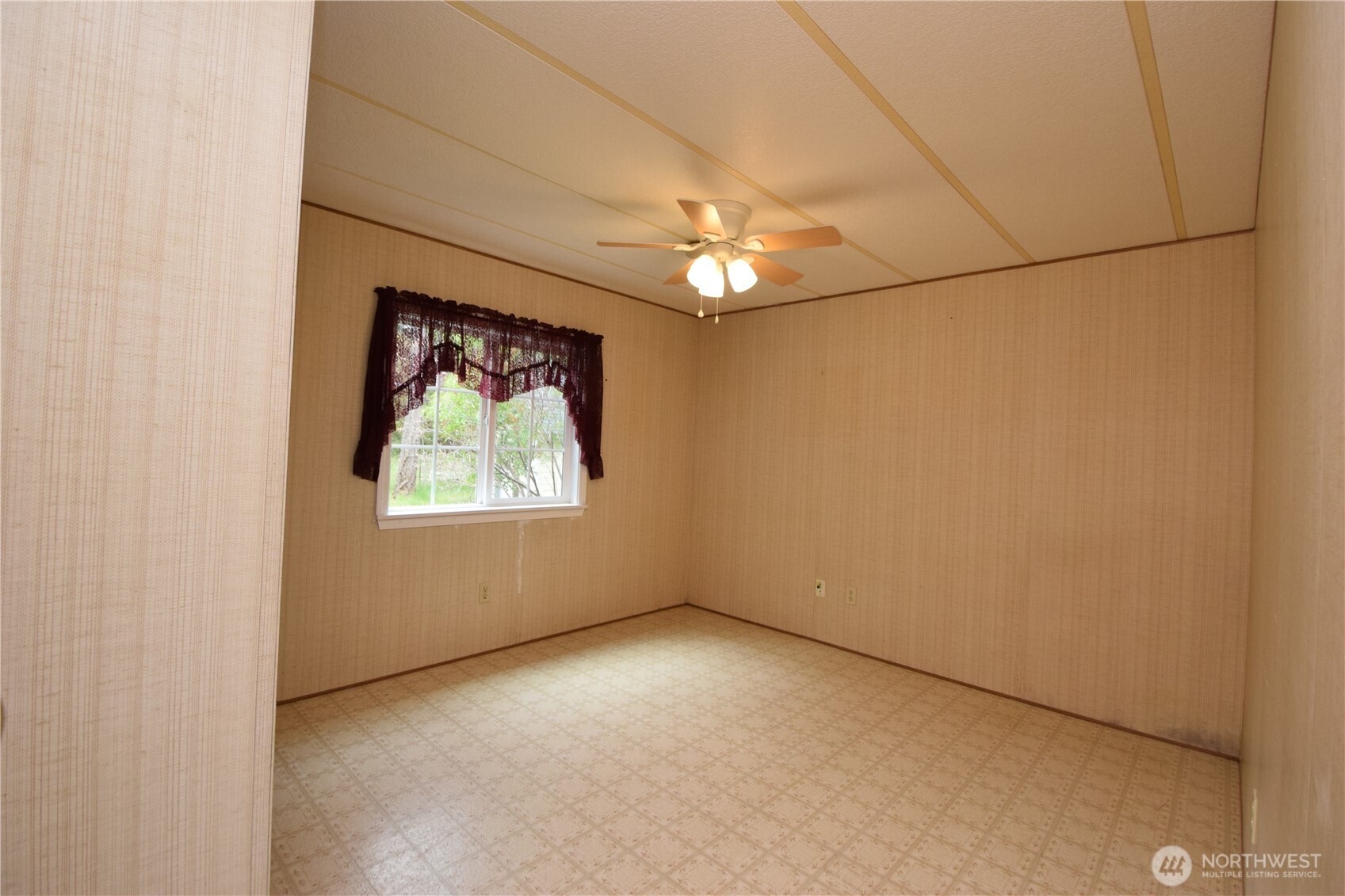 2121 NE Blacksmith Drive