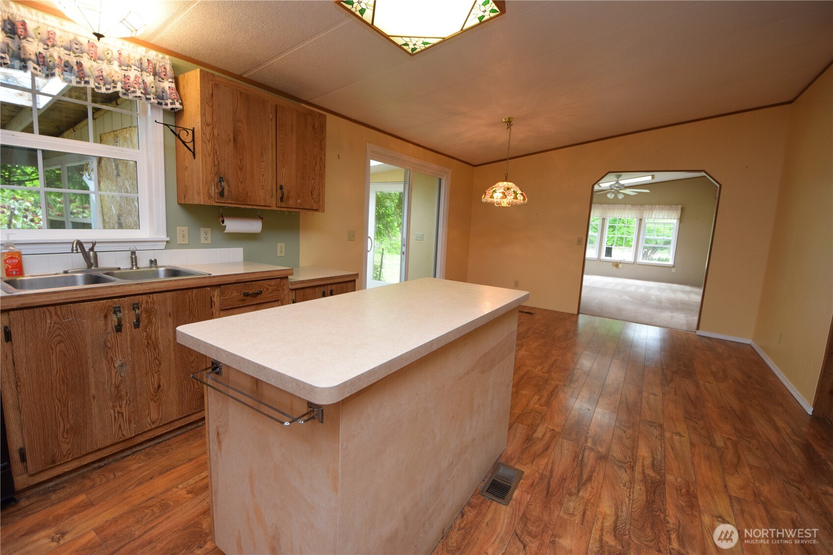 2121 NE Blacksmith Drive