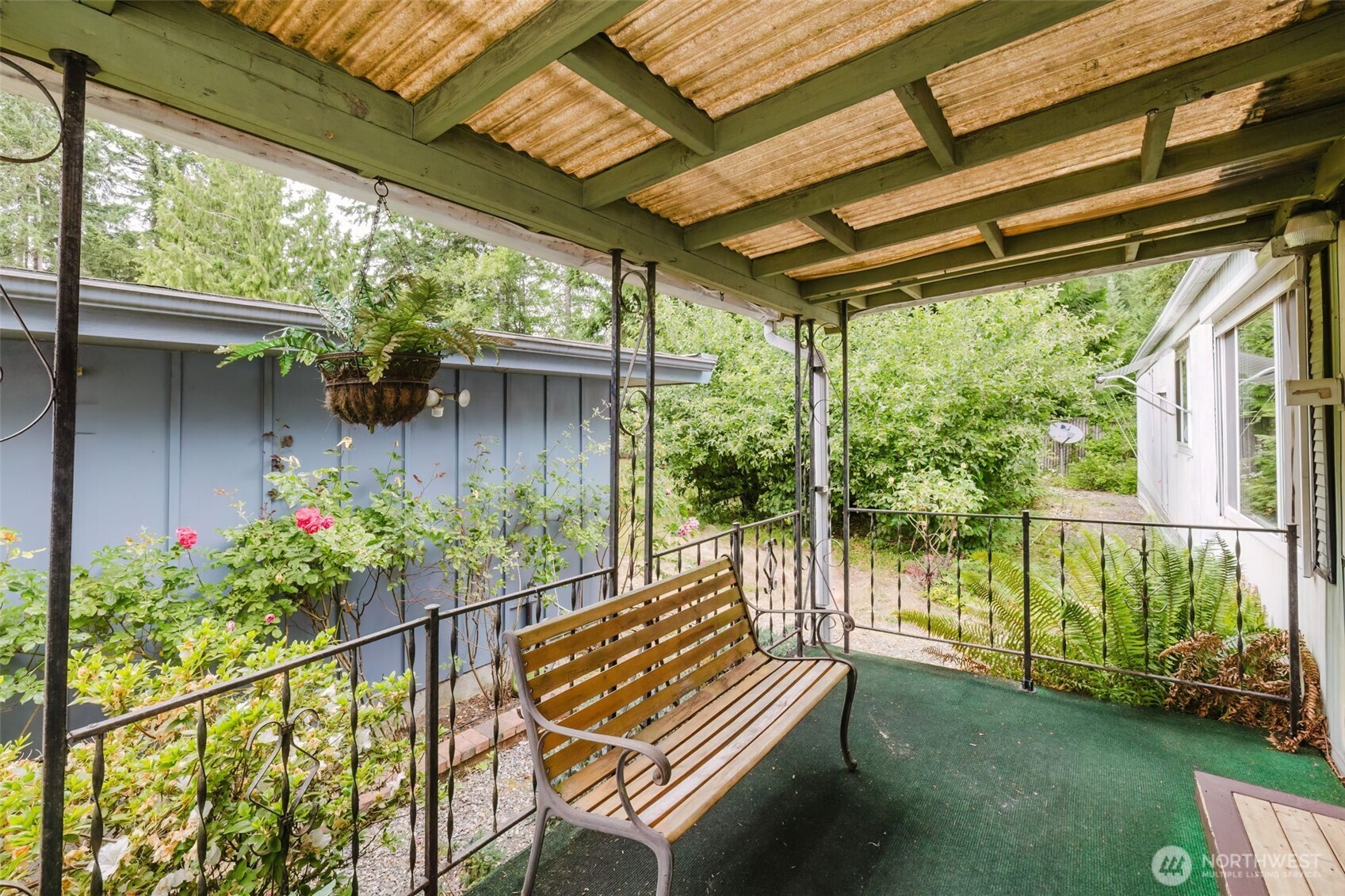6521 SE Mile Hill Drive Unit: 17