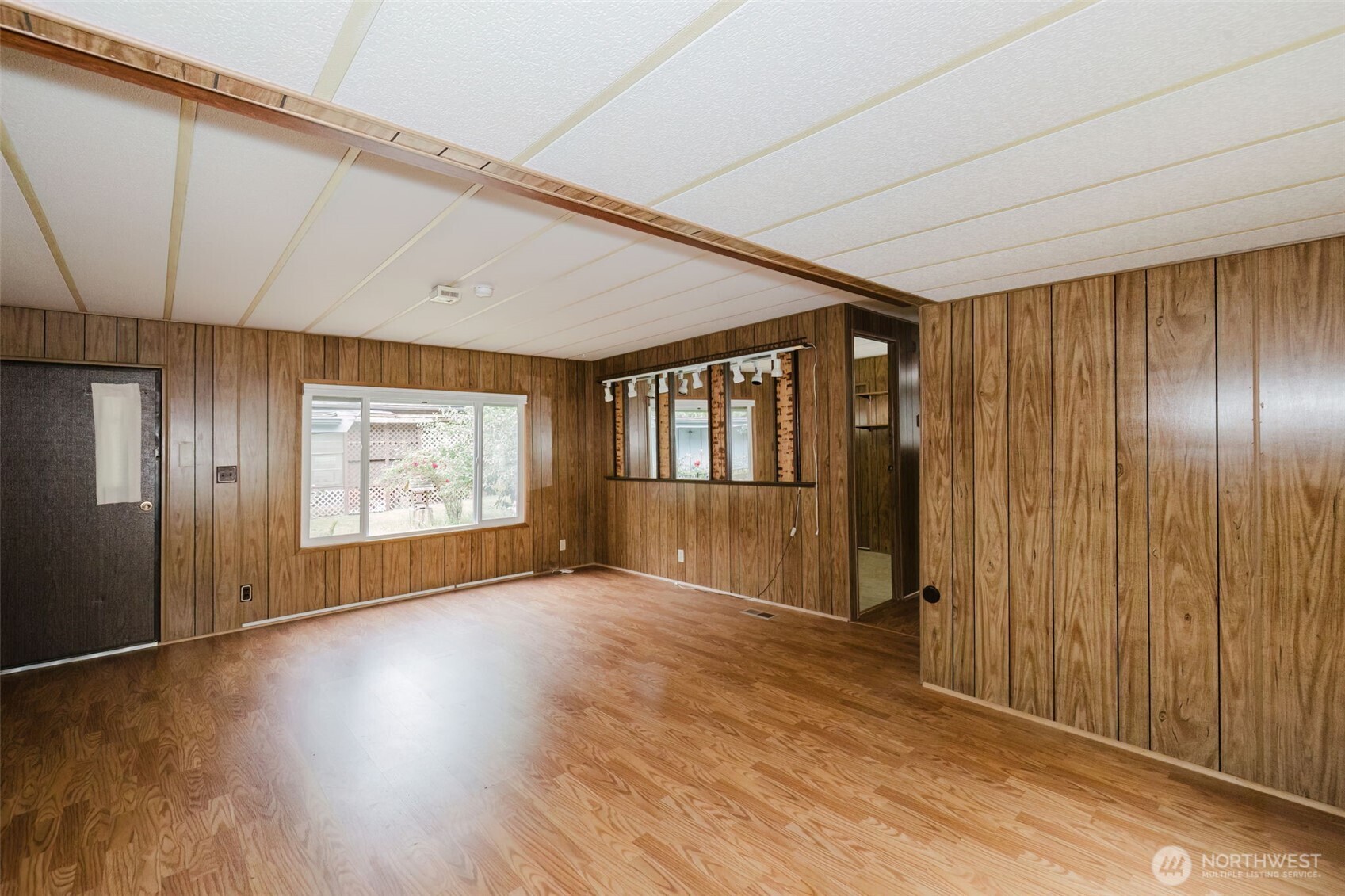 6521 SE Mile Hill Drive Unit: 17