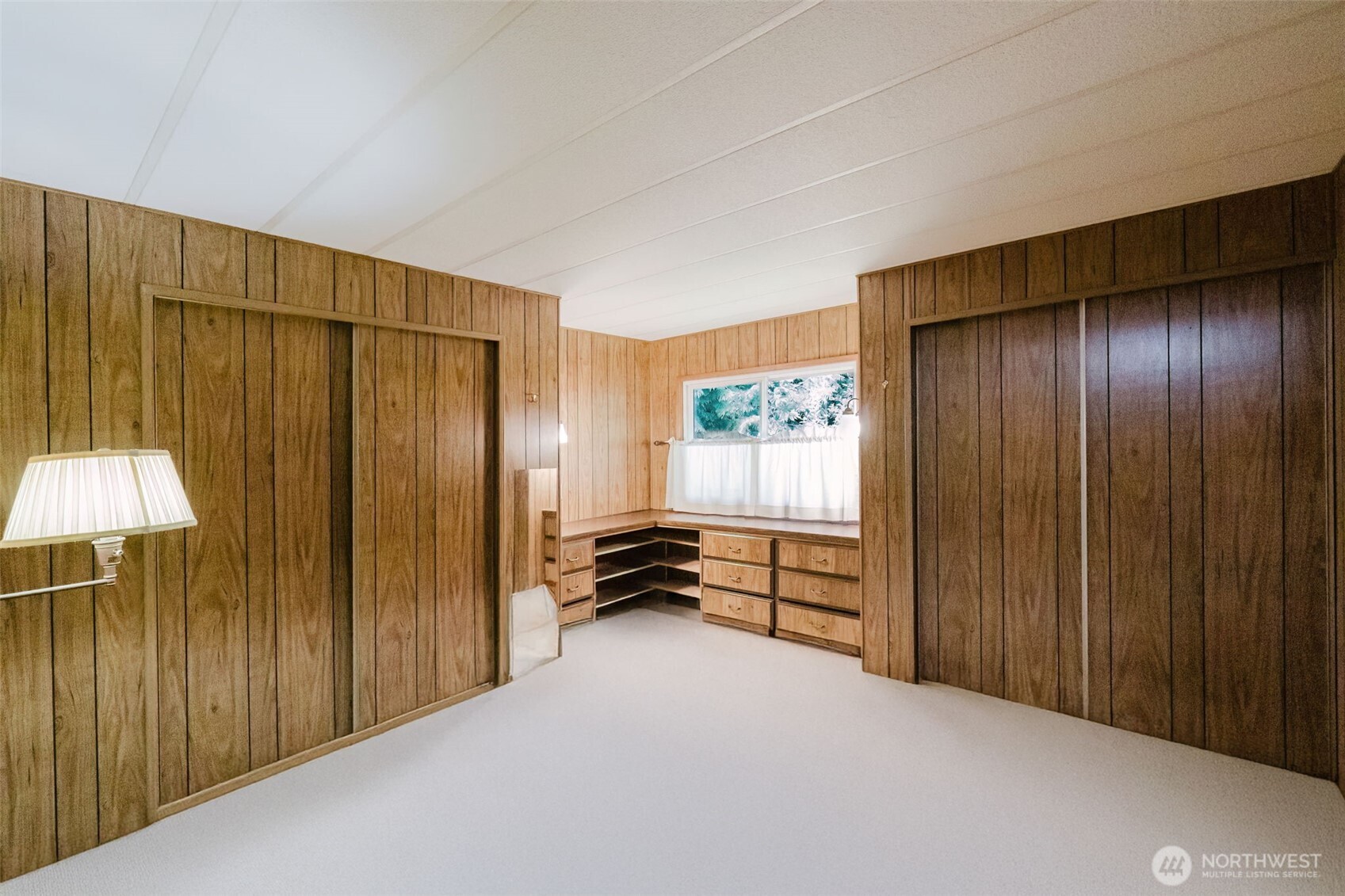 6521 SE Mile Hill Drive Unit: 17