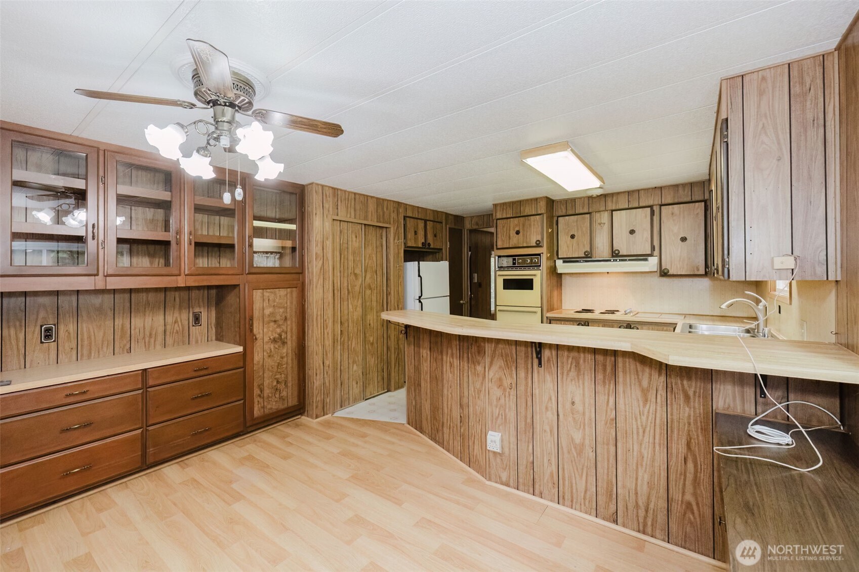 6521 SE Mile Hill Drive Unit: 17