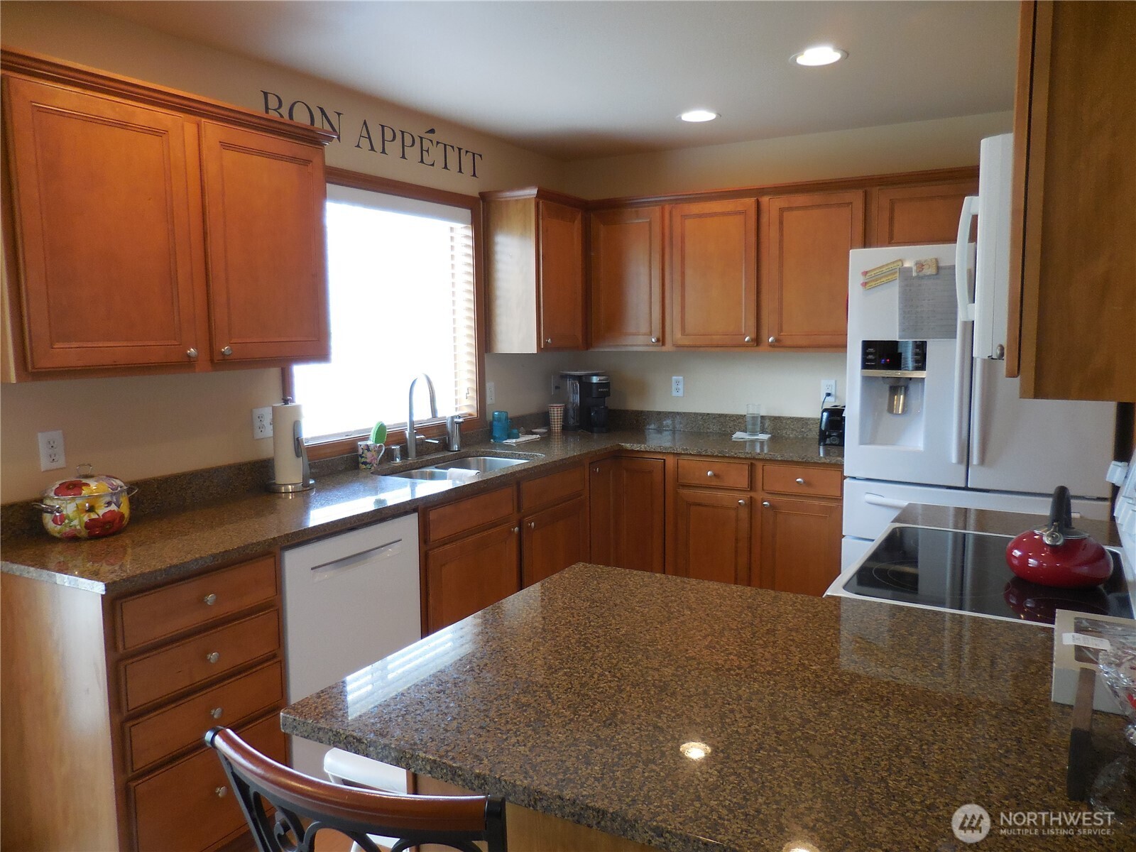 4558 SE Bakken Court