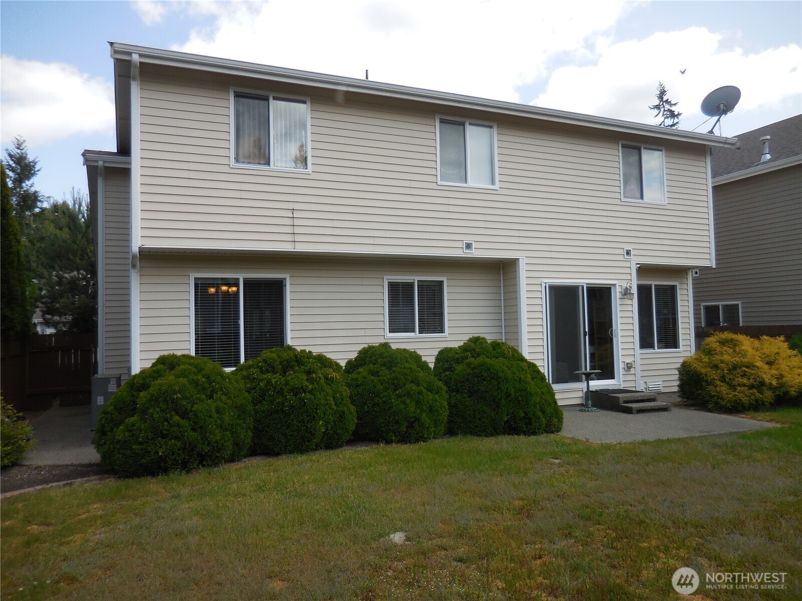 4558 SE Bakken Court