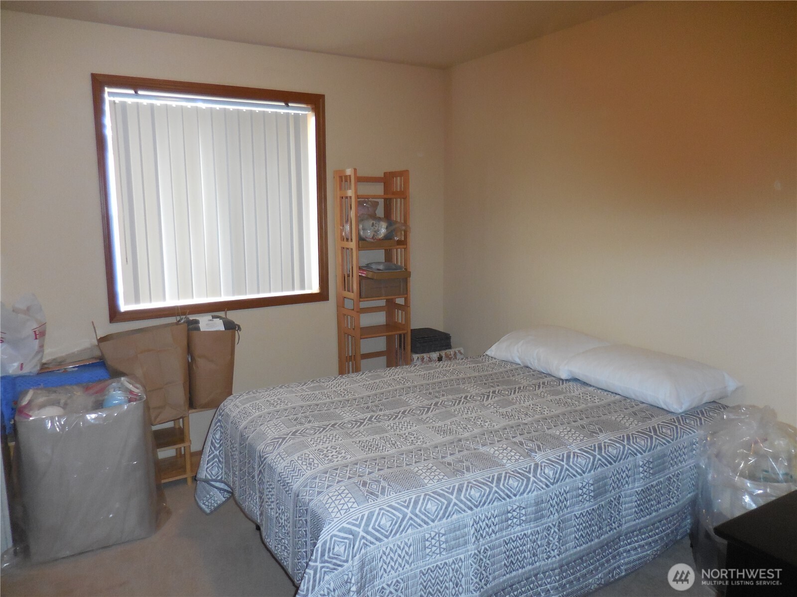 4558 SE Bakken Court