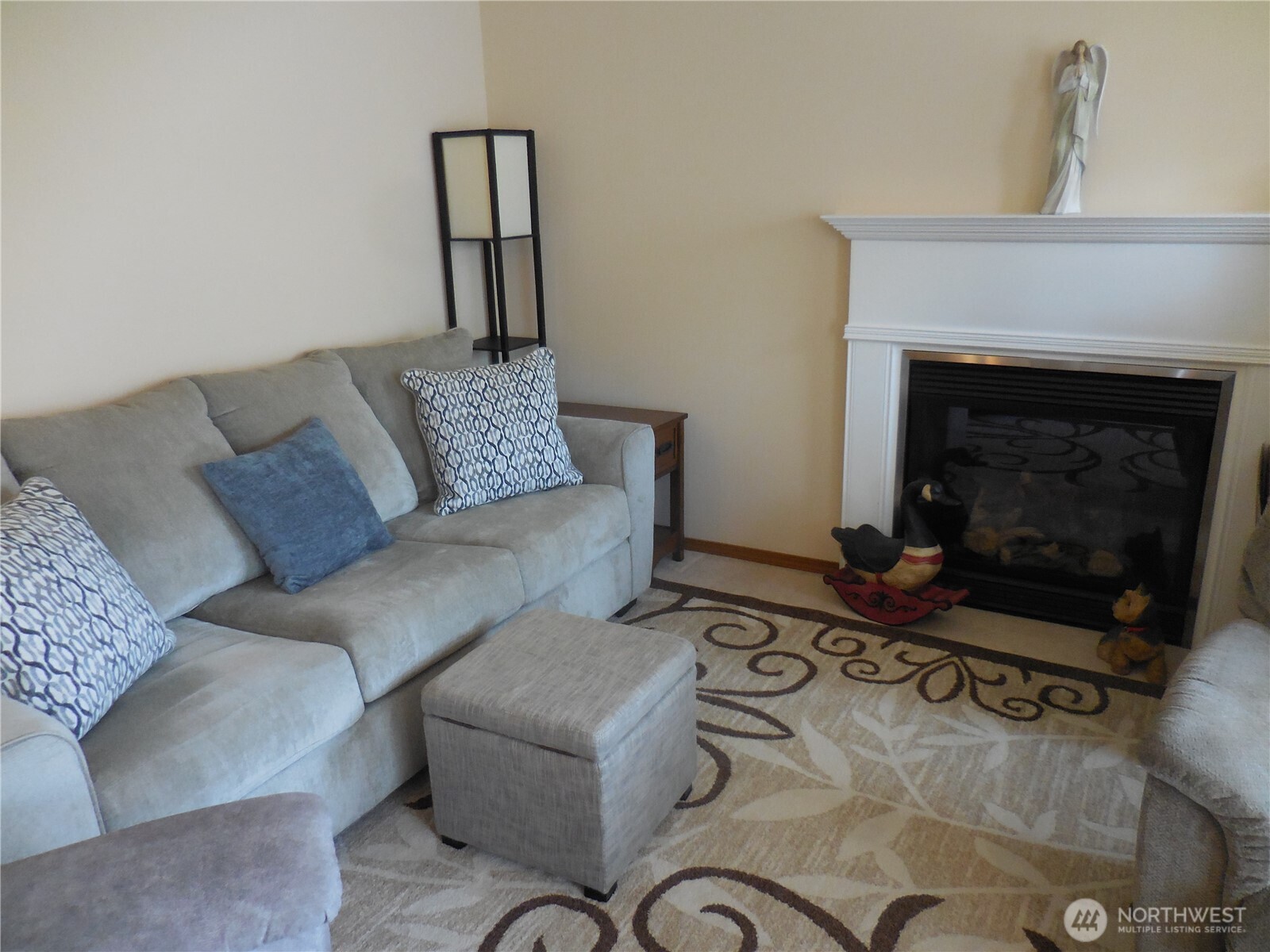 4558 SE Bakken Court