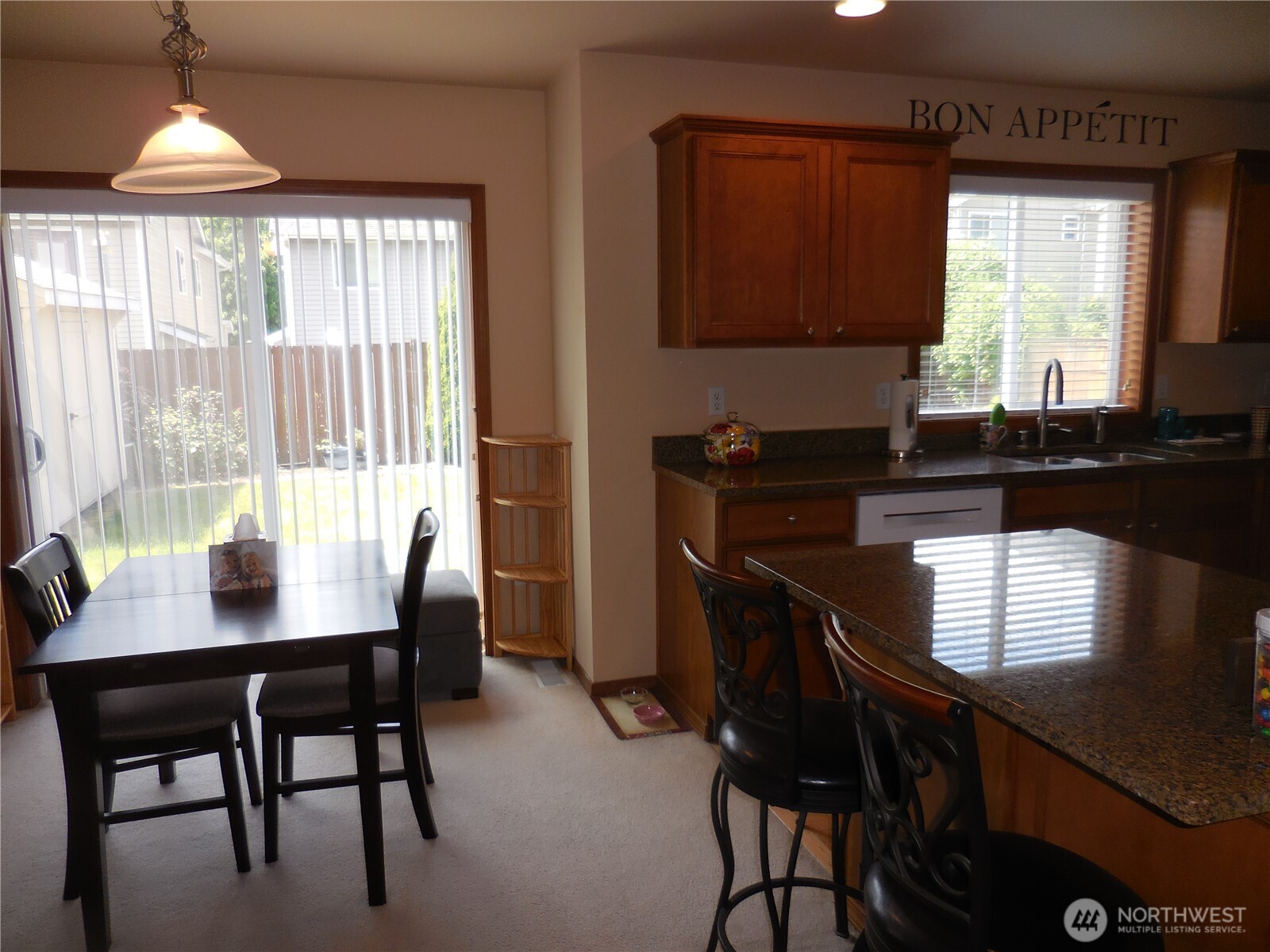 4558 SE Bakken Court