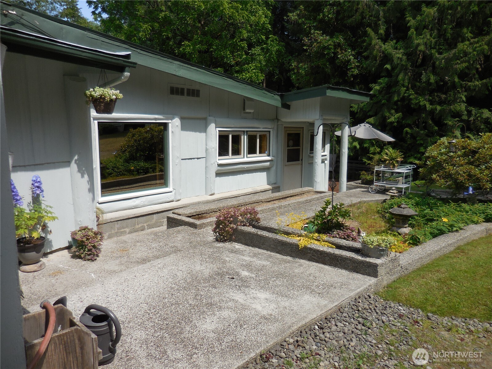 3649 Long Lake Road SE