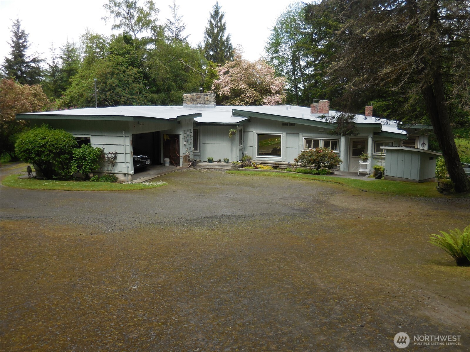 3649 Long Lake Road SE
