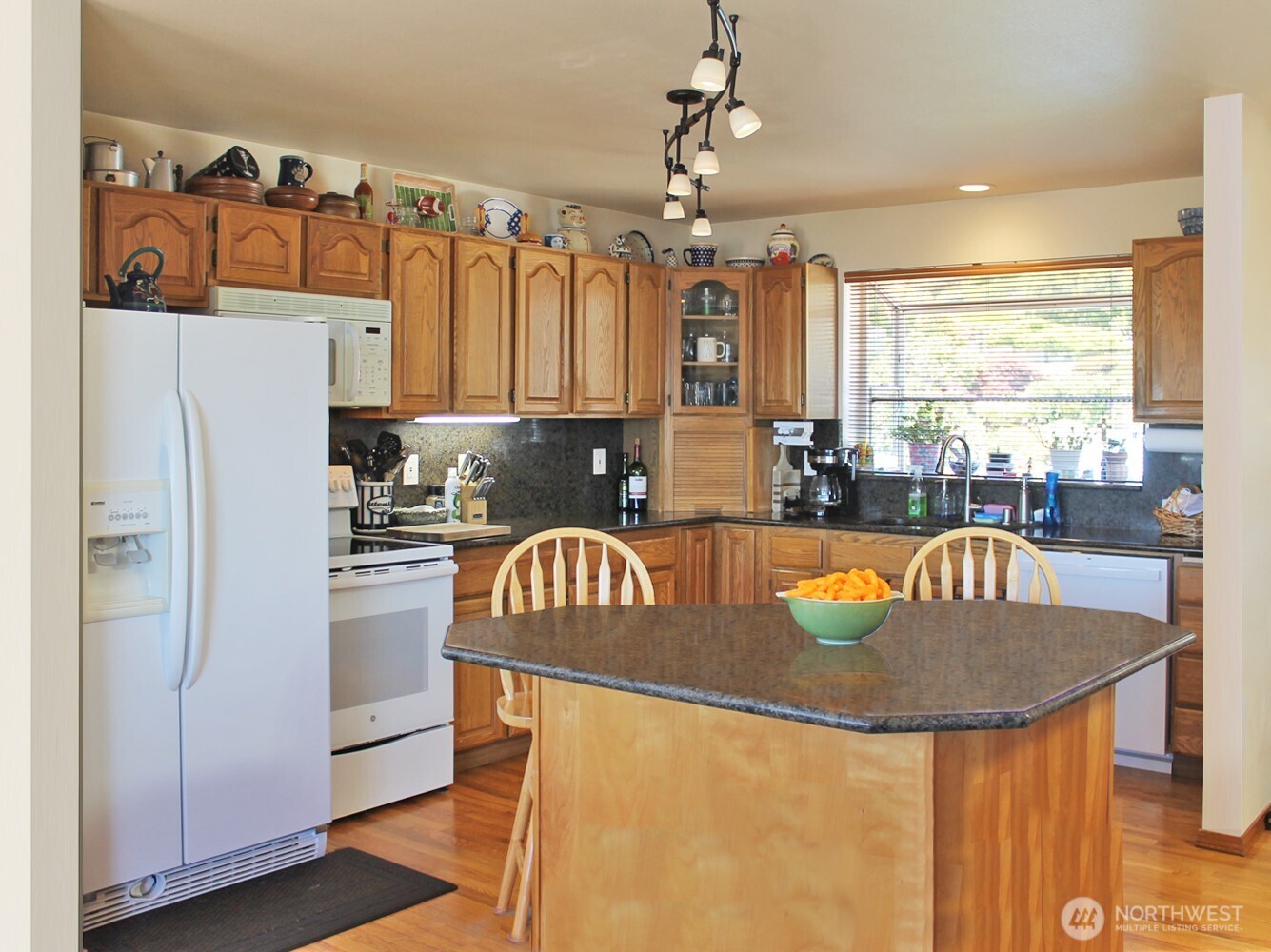 7549 E Alki View Court