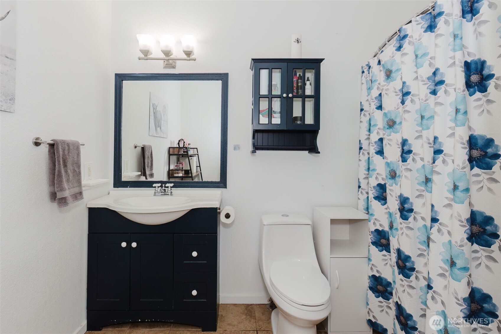 230 E Nikki Lane