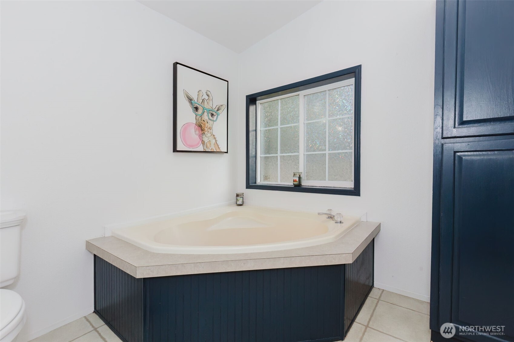 230 E Nikki Lane