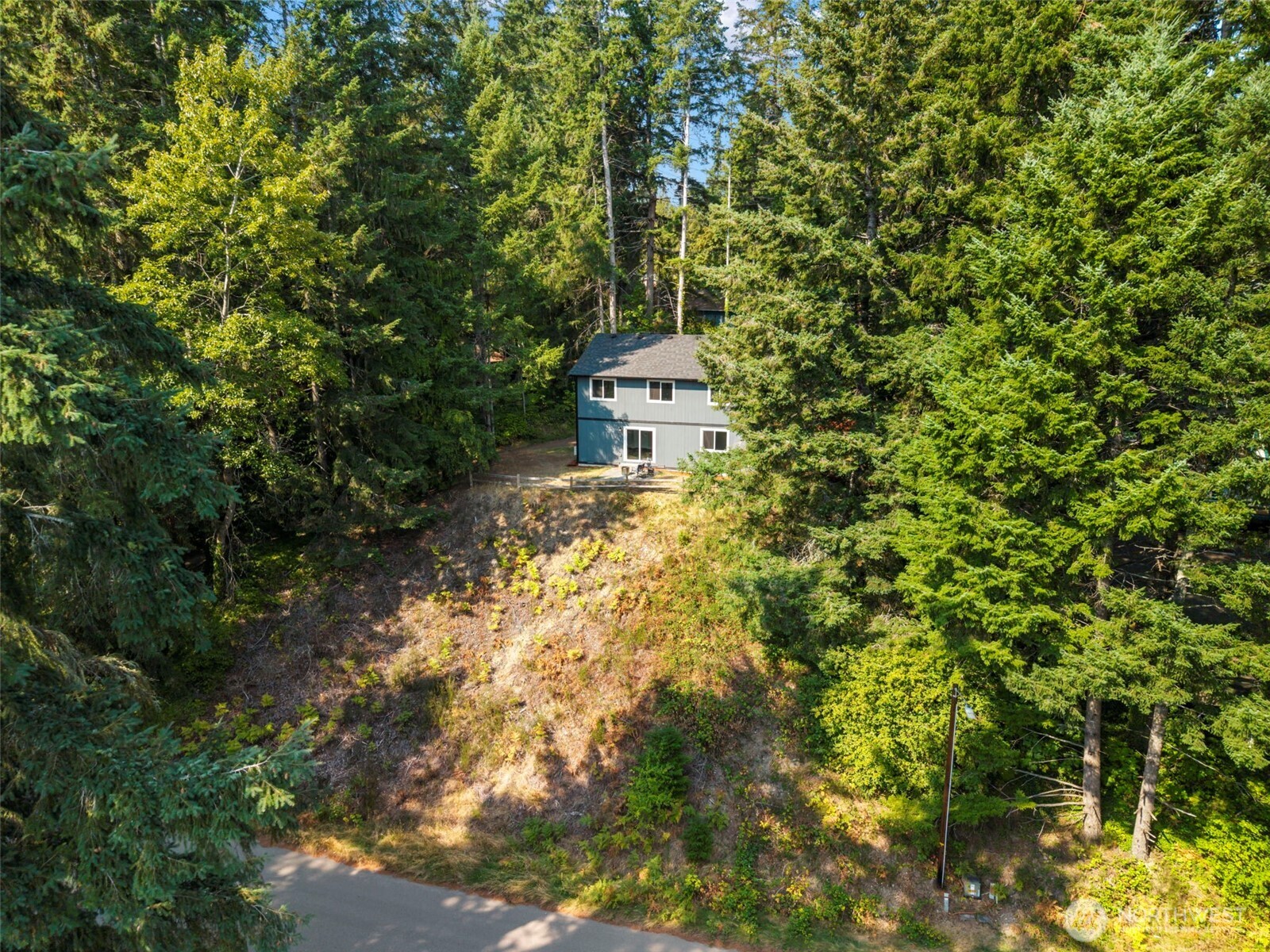 591 NE Matthew Drive