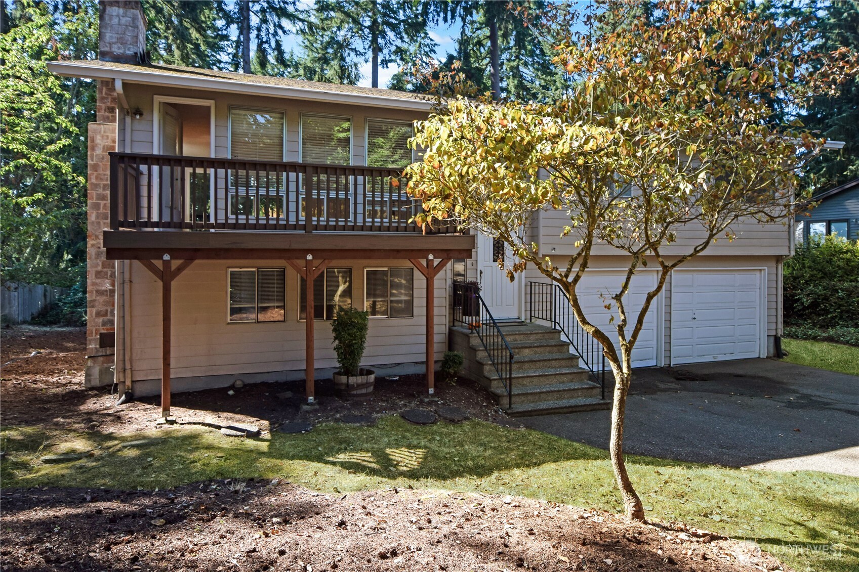 308 Point Fosdick Place NW
