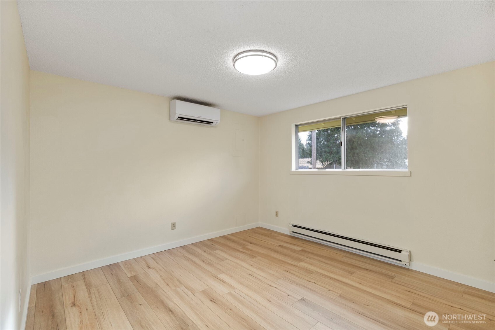 2602 Dodge Street NE