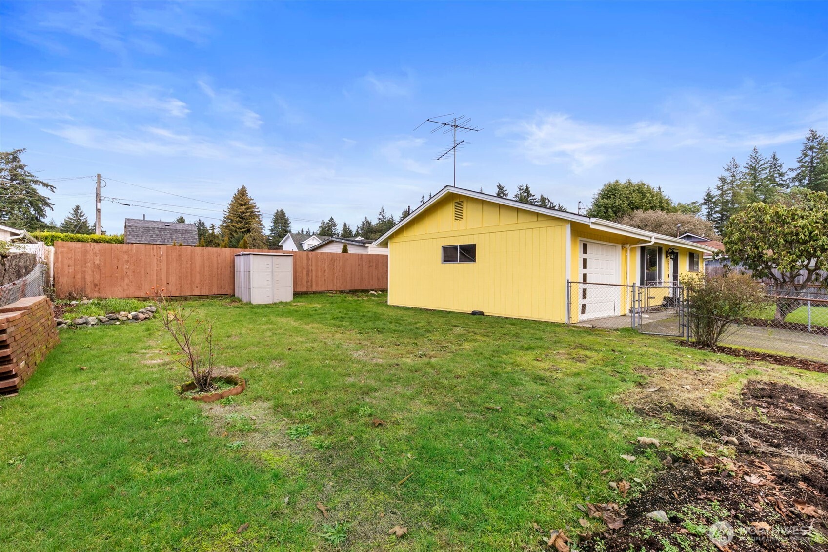 2602 Dodge Street NE