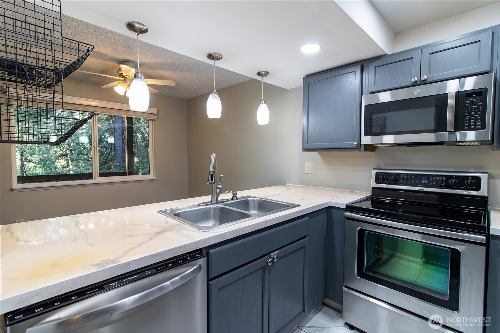 2929 SE Mile Hill Drive Unit: A3