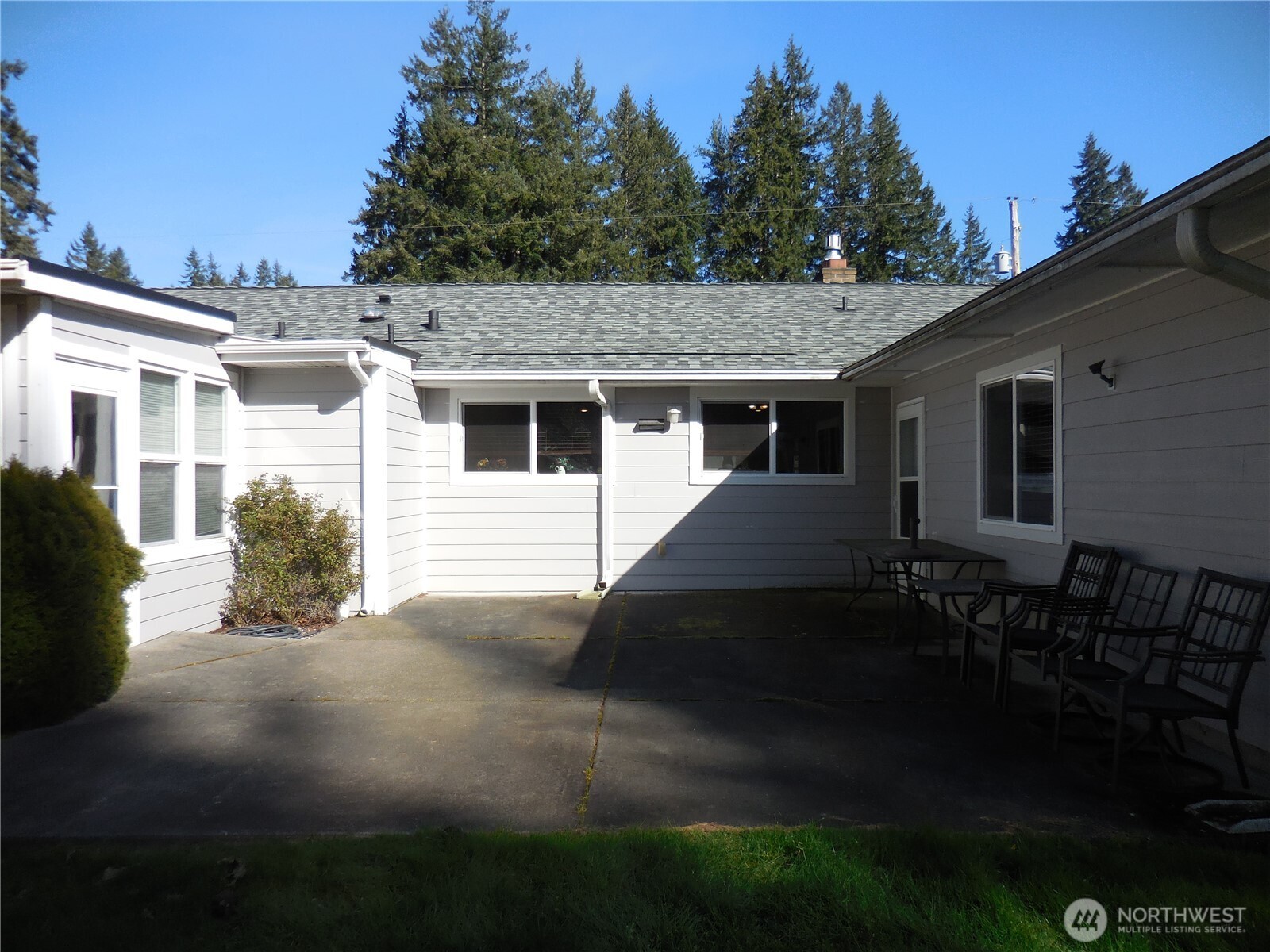 2450 Madrona Drive SE