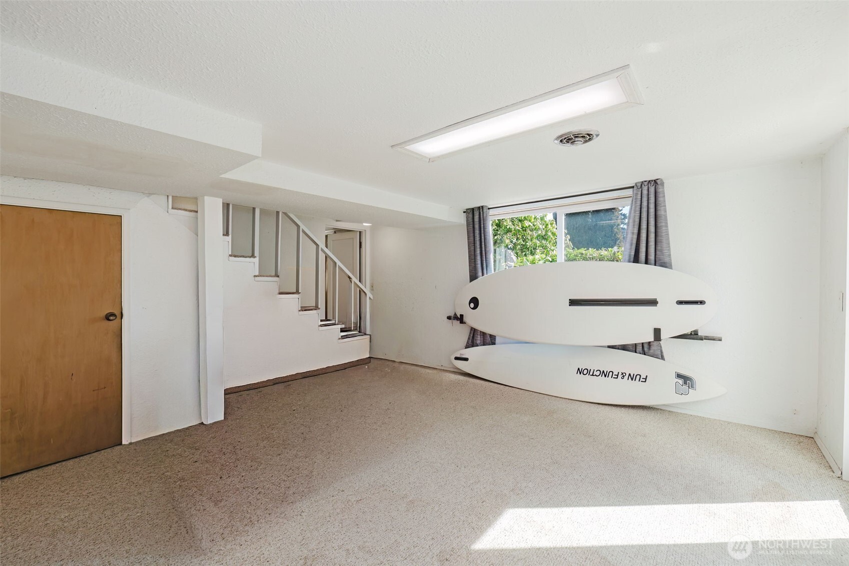 1126 Evans Avenue W