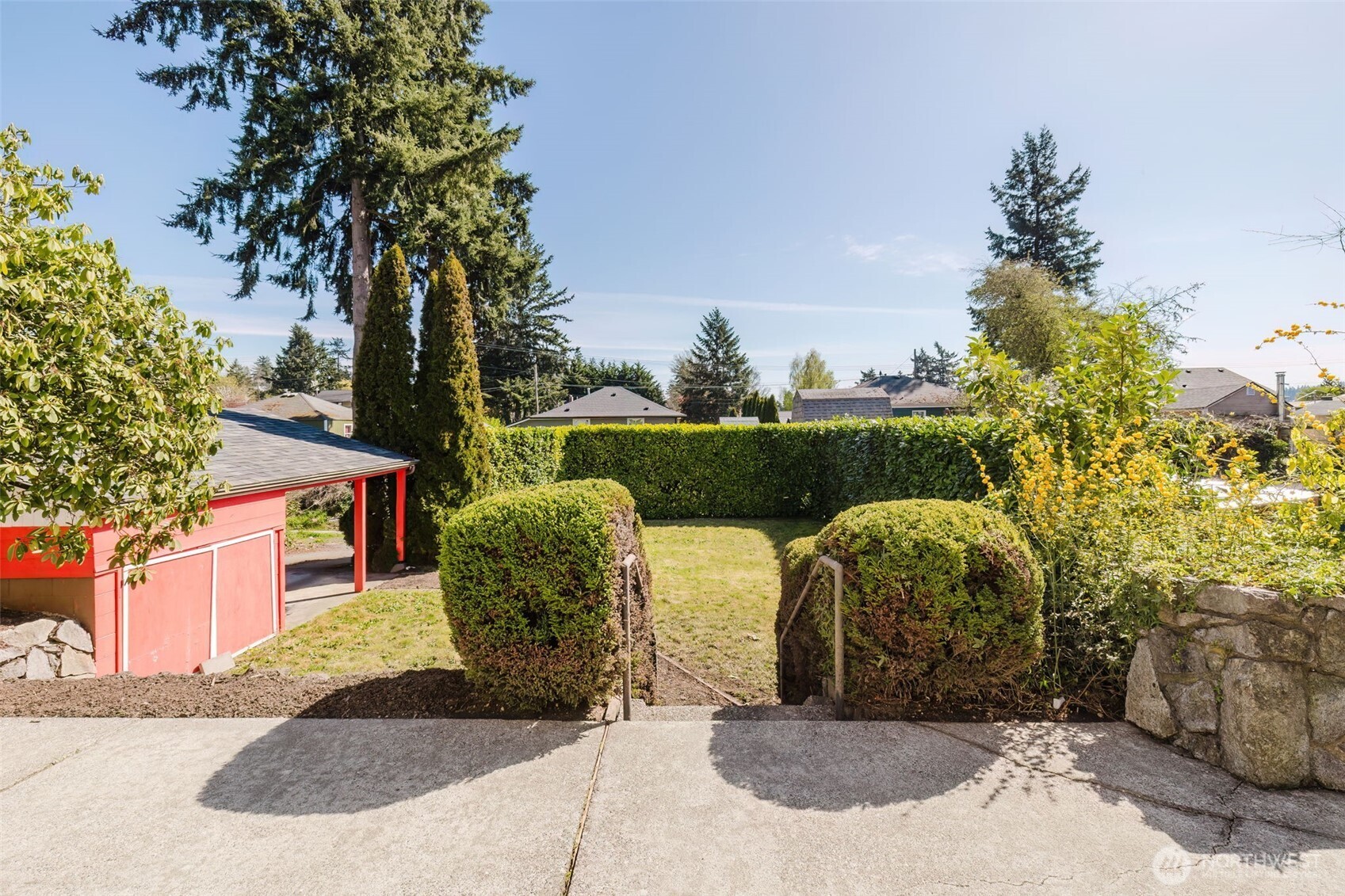 1126 Evans Avenue W