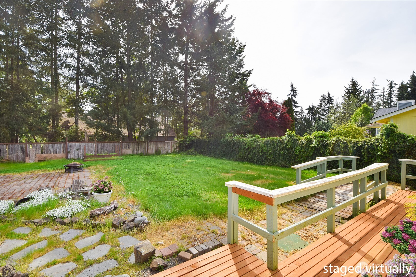 1707 Ginger Place E